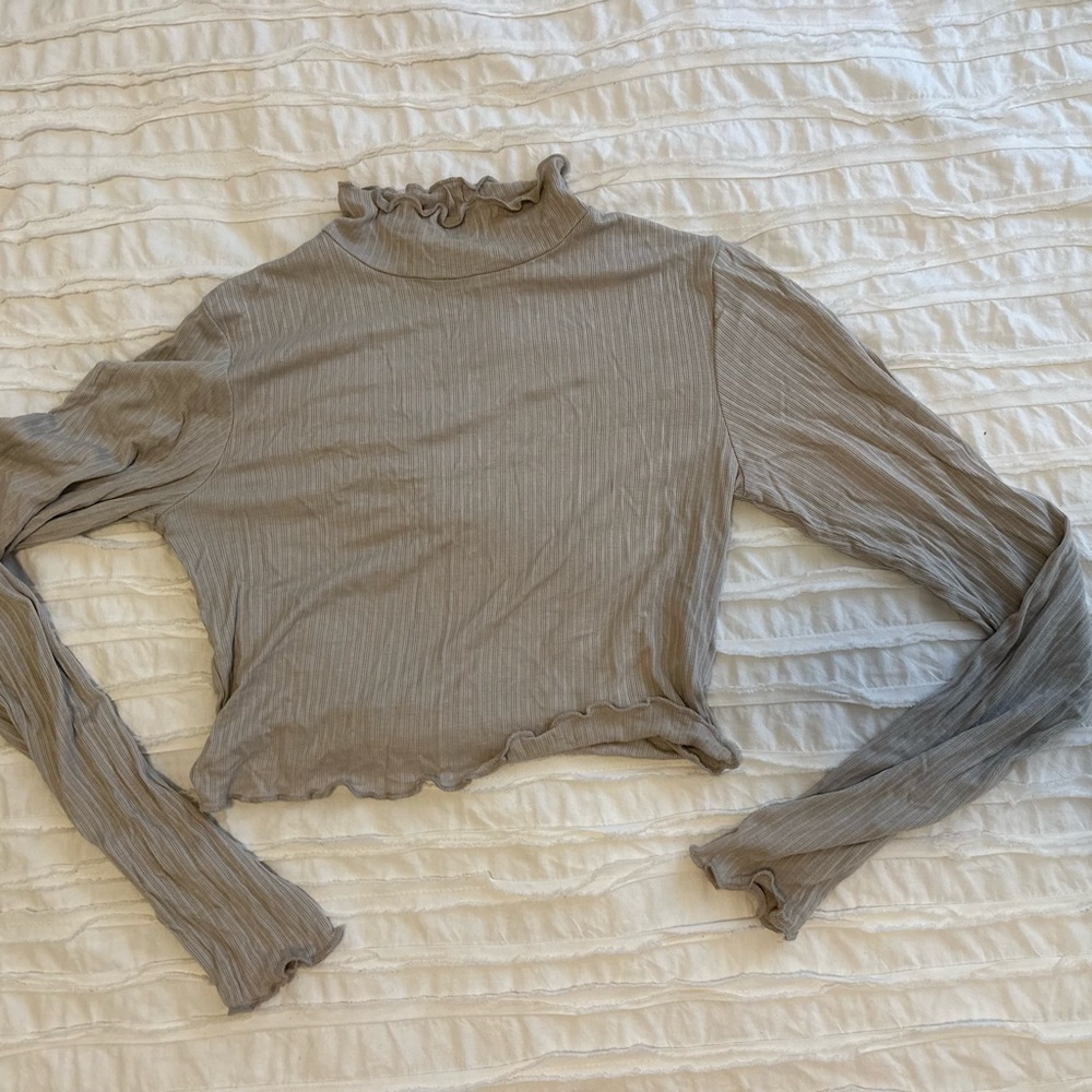 Cropped Long Sleeve